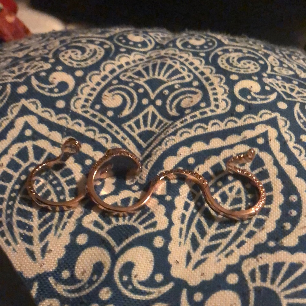 Gold snake 4 finger ring